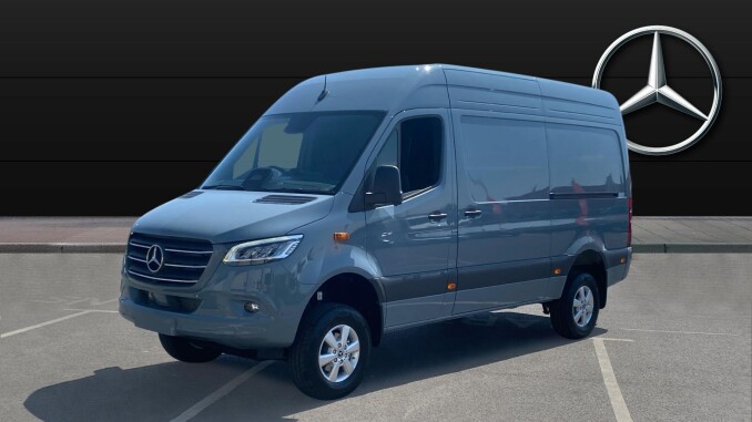 Mercedes-Benz Sprinter 319Cdi L2 Diesel Rwd 3.5t H2 Pro Van 9G-Tronic - Image 7